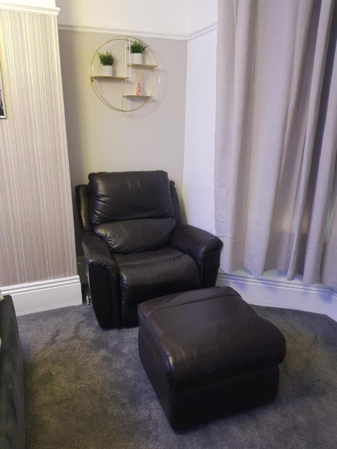 Highfields Living - All Rooms Ensuite- Free Wifi- Free Local Parking เชฟฟิลด์ ภายนอก รูปภาพ