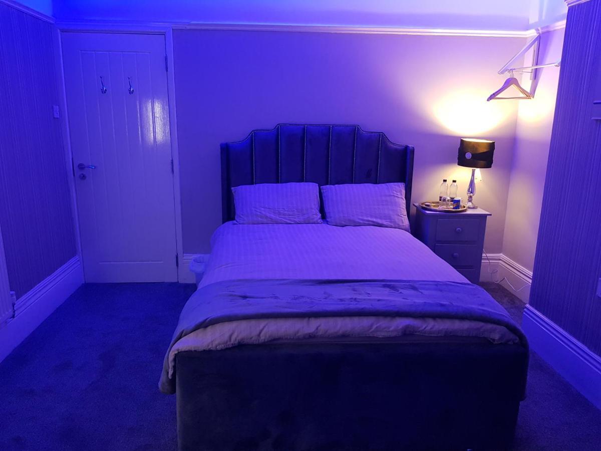 Highfields Living - All Rooms Ensuite- Free Wifi- Free Local Parking เชฟฟิลด์ ภายนอก รูปภาพ